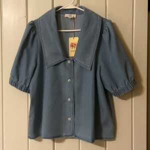 Entro denim top. Size Small. NTW